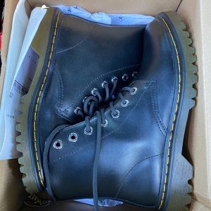 New in box womens 7 black Doc Martin boots.